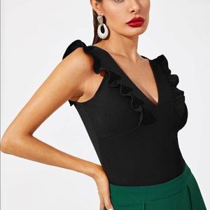 NWOT SHEIN Ruffle Sleeveless Crop Top Black Sz M